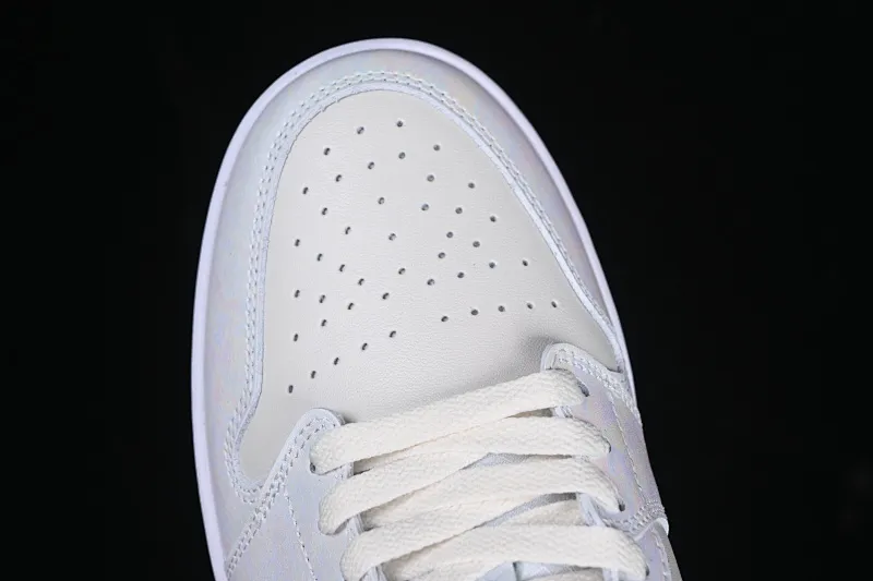 All Categories Air Jordan Jordan Series Basketball Shoes Air Jordan 1 Low Air Jordan 1 Low "Year of the Snake 2025" AJ1 Joe 1 Beige Symphony Pearlescent Low-top Cultural Basketball Shoes HF4080-001